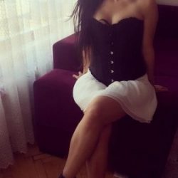 Escort Ece İle Fantazi Yaşama Zamanı