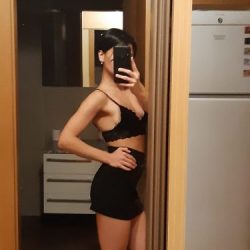 Evinde görüşen escort Nana